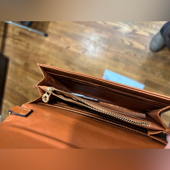 ++FREE with $175 purchase++
 Valentino Orlandi Brown Crossbody Bag - Picture 10 of 16